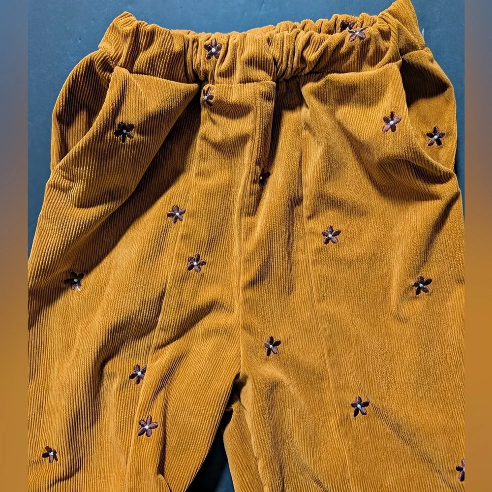 Cider 70’s inspired Flare Courderoy Pants  Women’s Extra Small